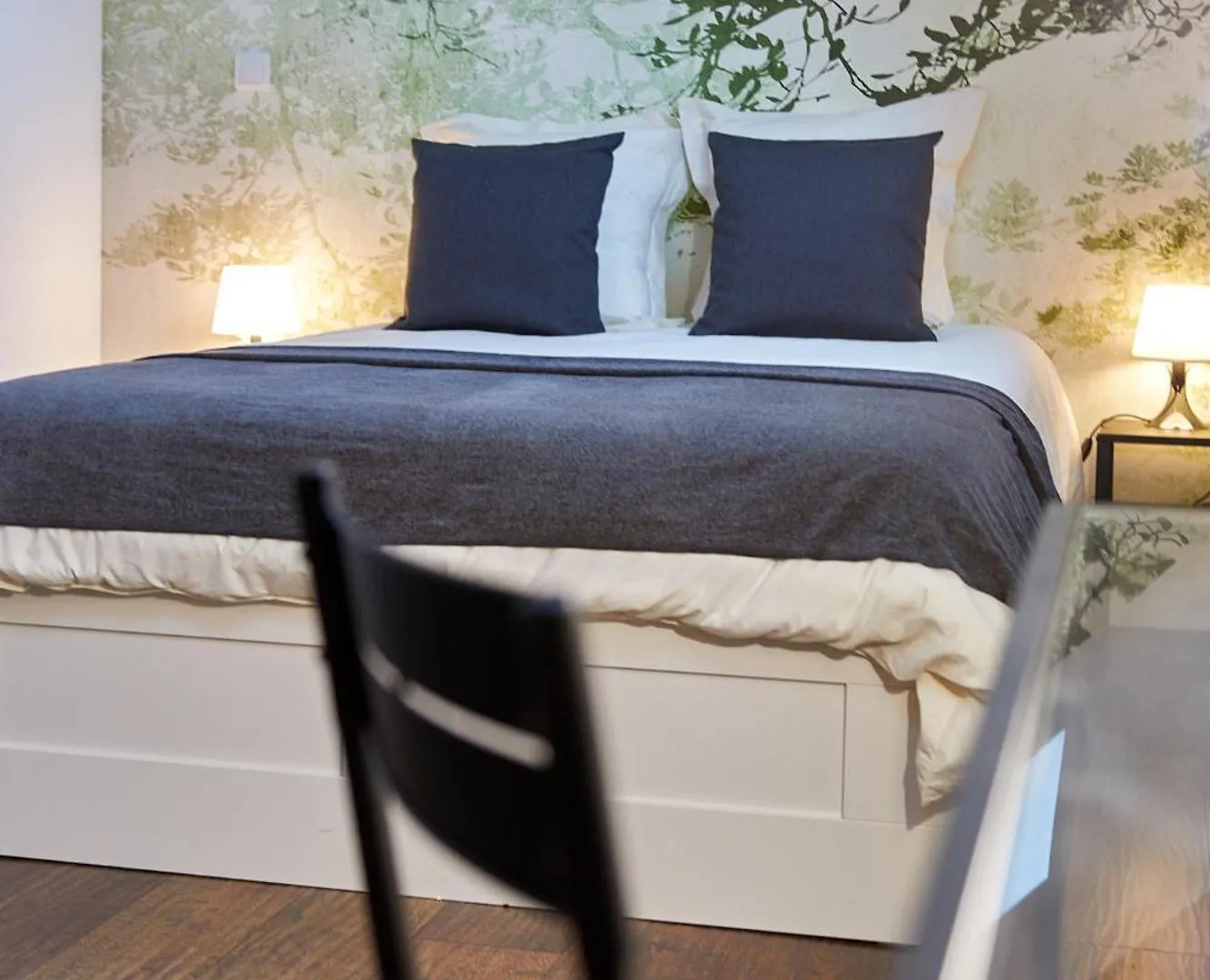 La Breizhidence Bed & Breakfast Combourg 0*,  France